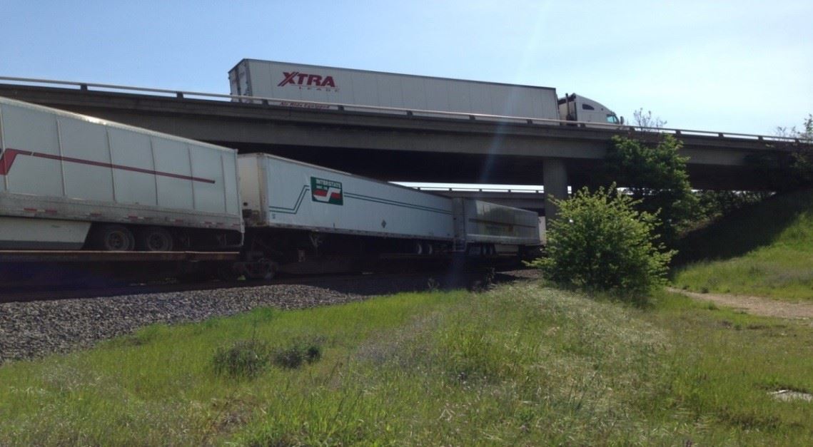 I-5 RASL w- UPRR Photo